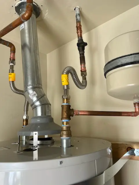Water heater installation and plumbing repair in Elverta